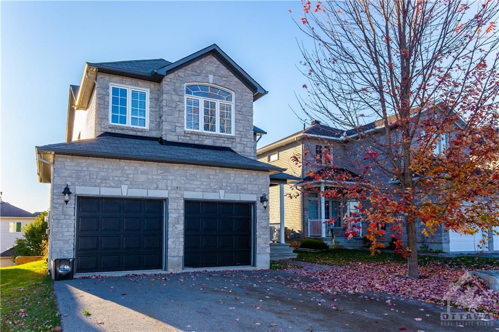 281 TOPAZE Crescent