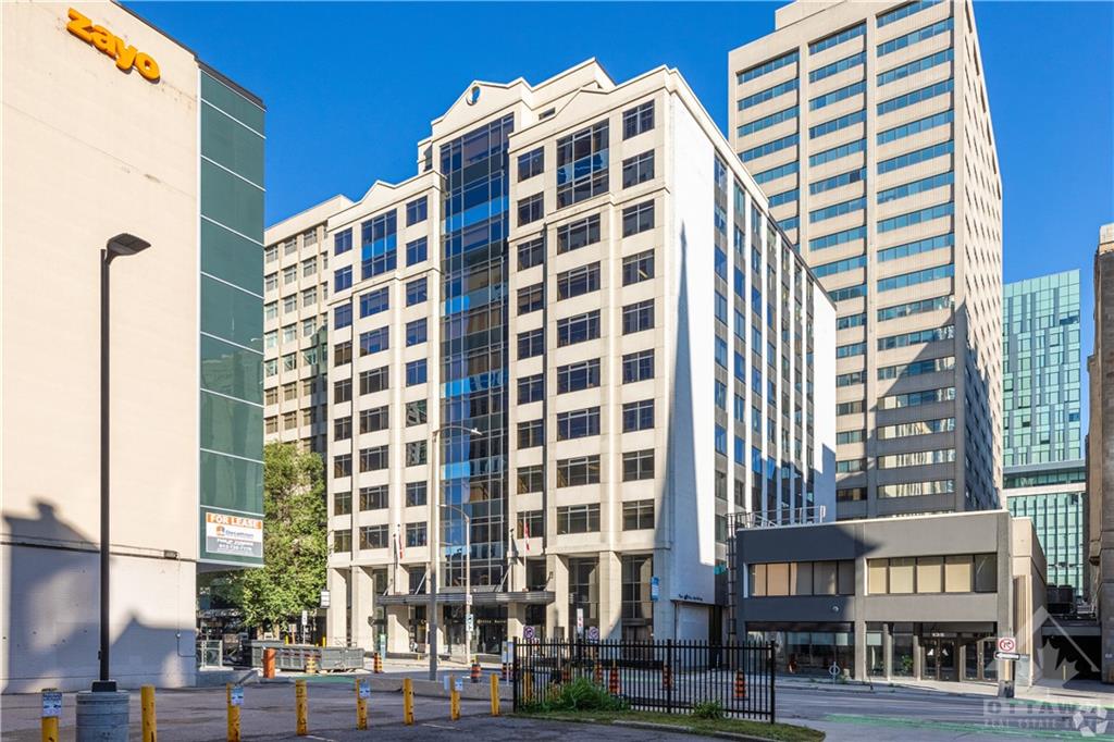 141 LAURIER Avenue W, #200