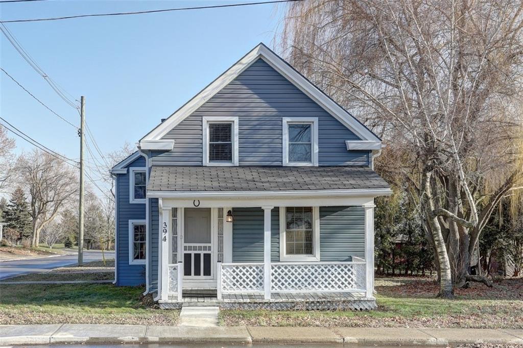 394 RUSSELL Street