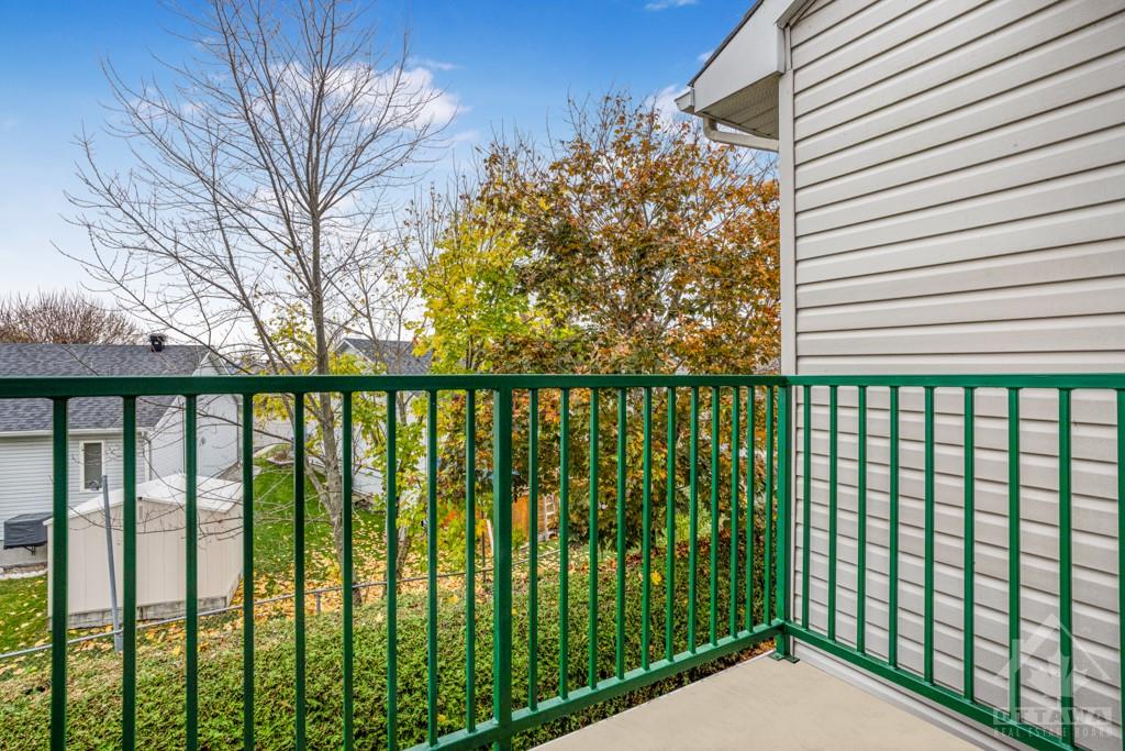 2923 LAURIER Street, #403