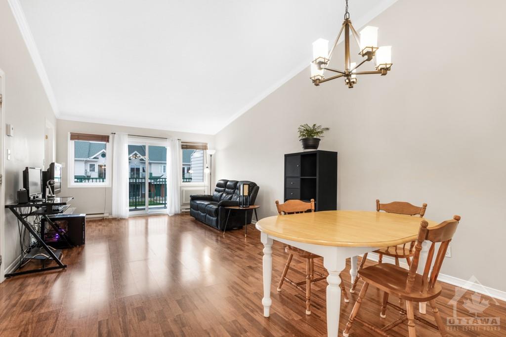 2923 LAURIER Street, #403
