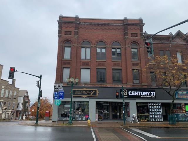 51 KING Street