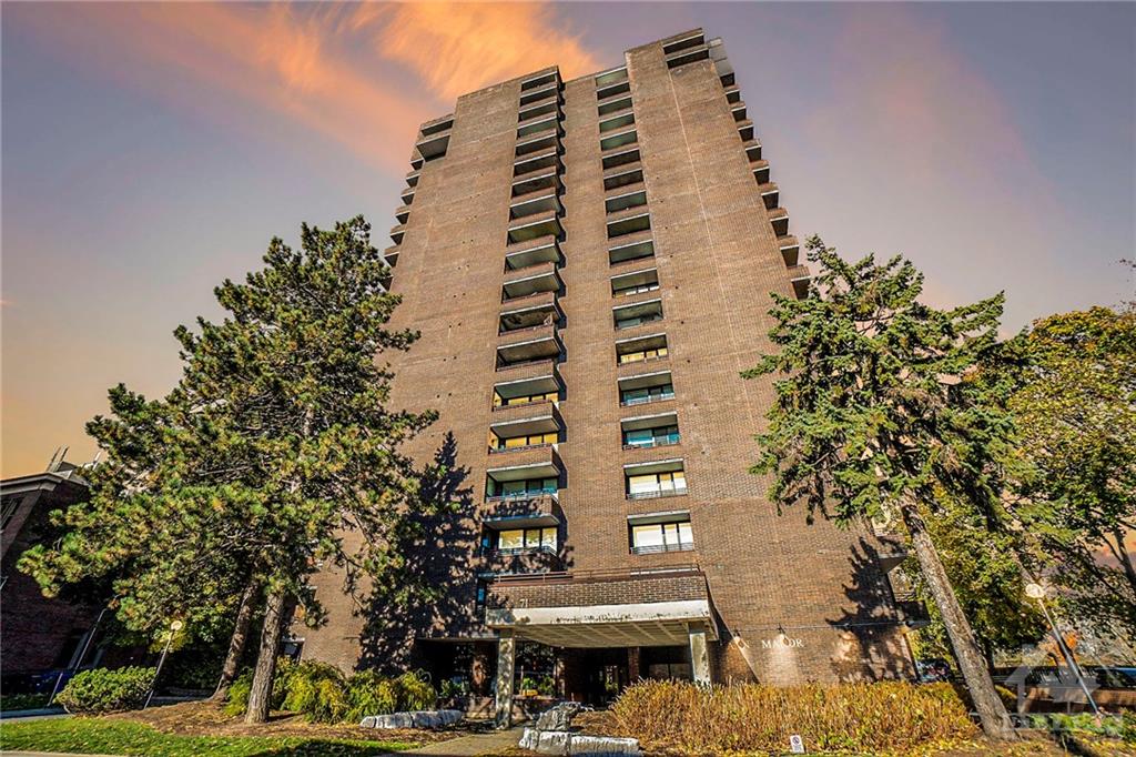 71 SOMERSET Street W, #302