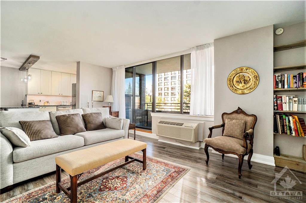 71 SOMERSET Street W, #302