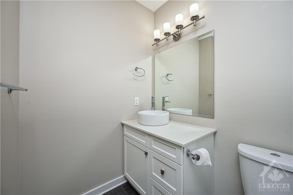 310 CENTRUM Boulevard, #601