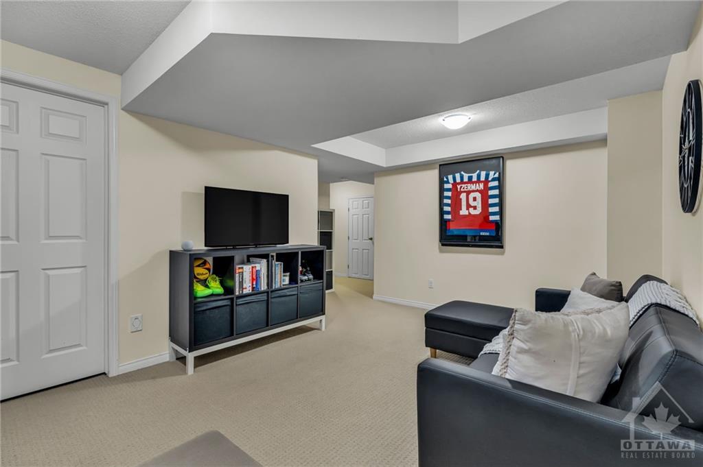 337 AMICI Terrace