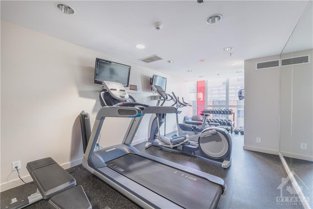 324 LAURIER Avenue W, #1014