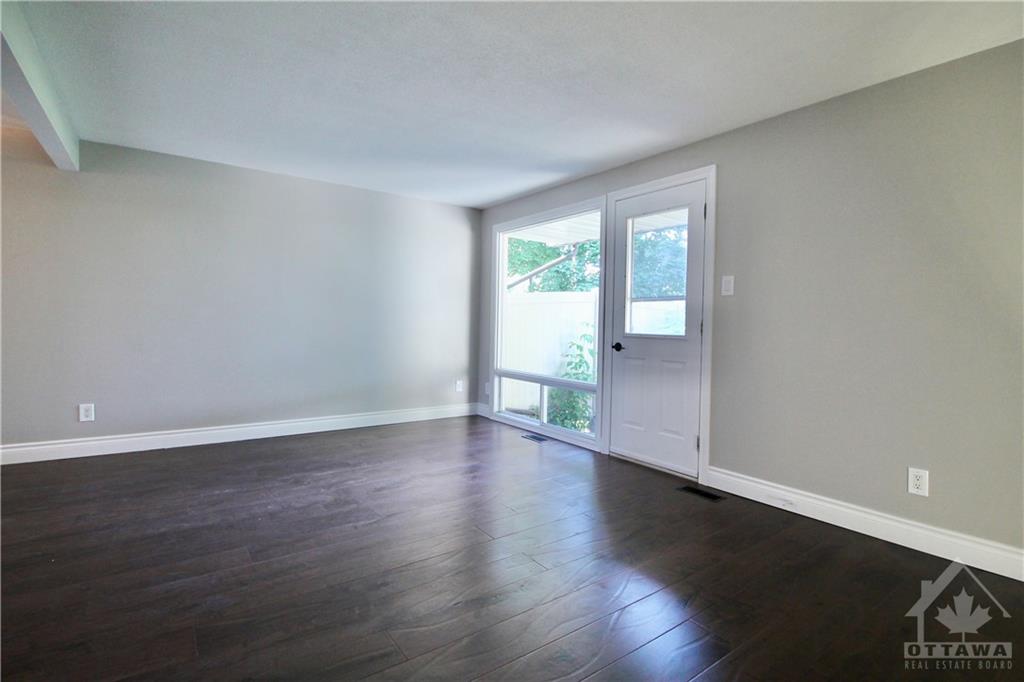 907 ELMSMERE Road, #A