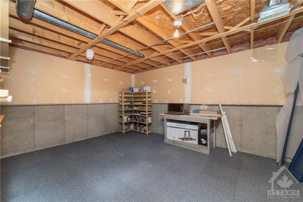 27 CLAUDET Crescent
