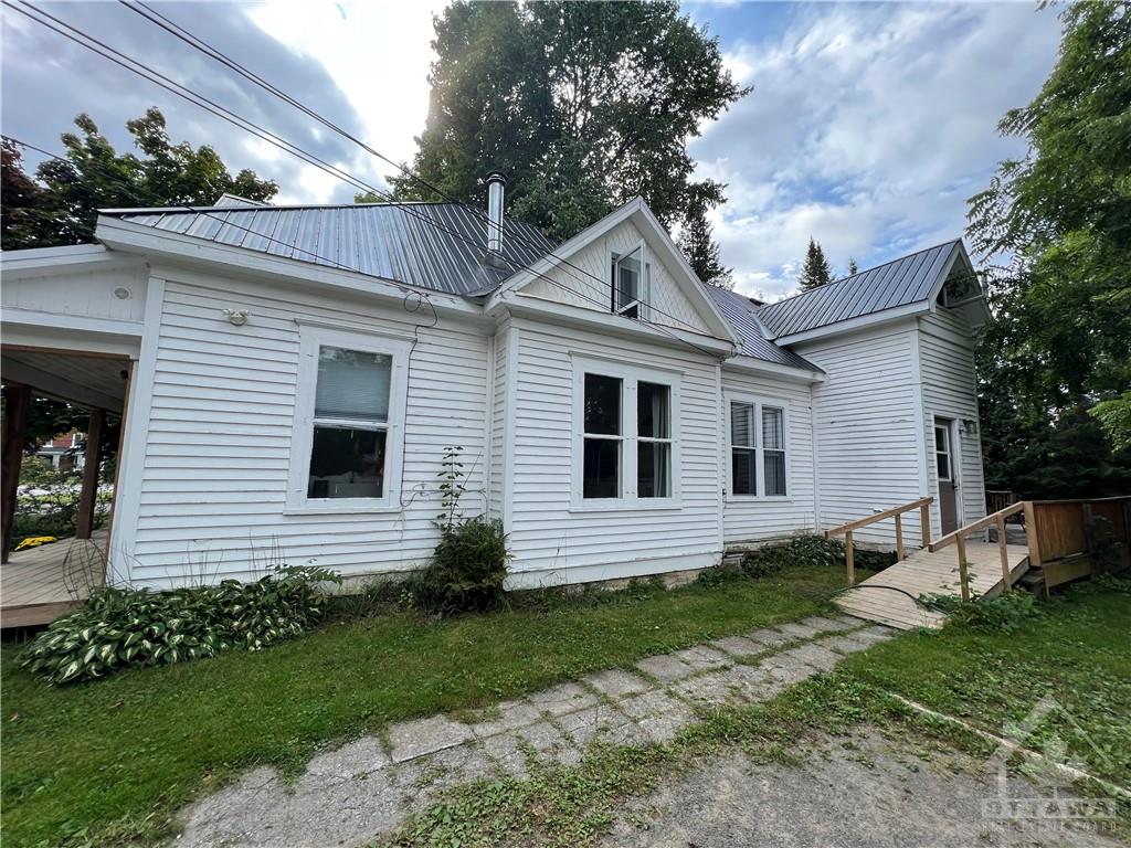 316 JOSEPH Street