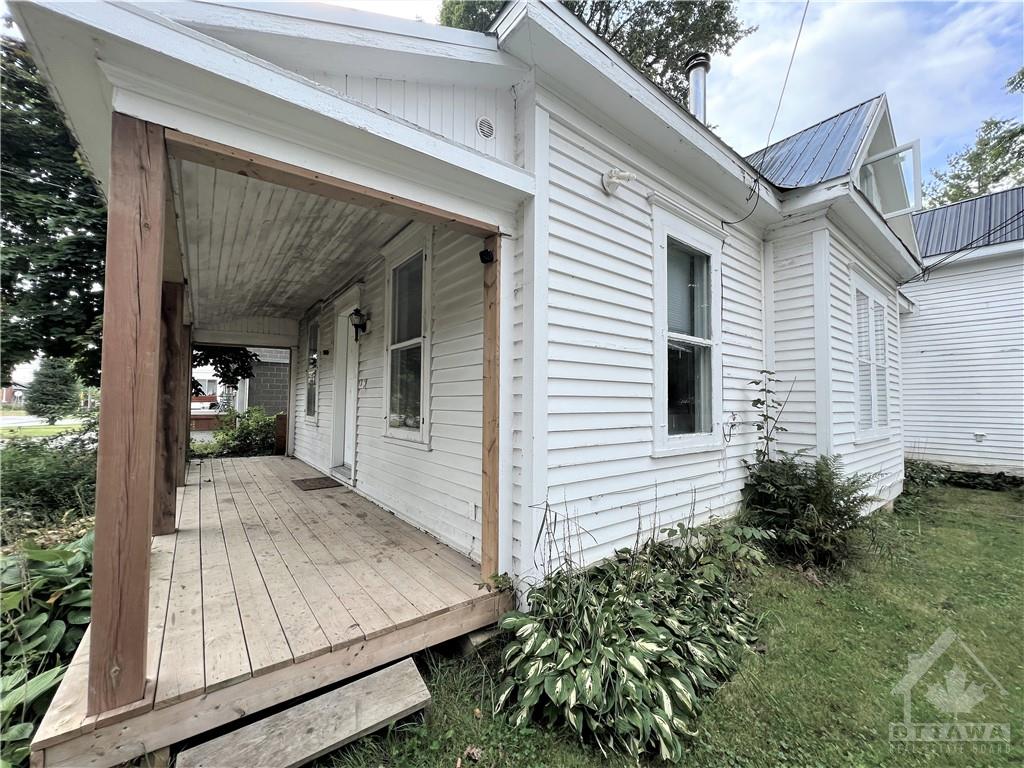 316 JOSEPH Street
