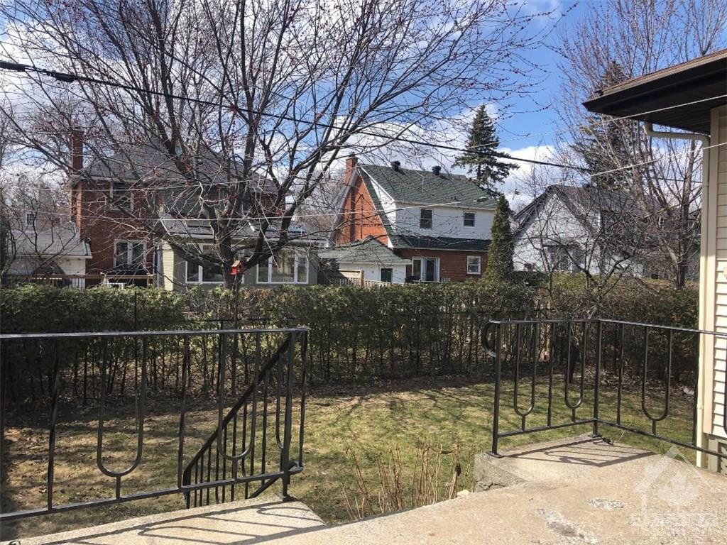516 EVERED Avenue