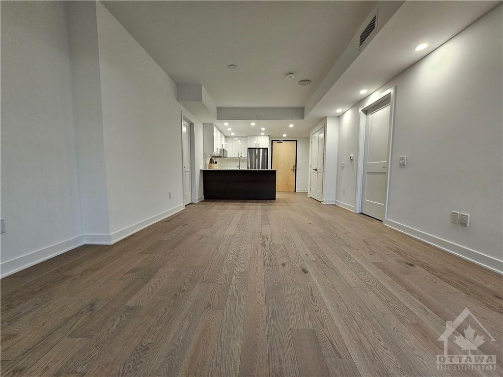 340 QUEEN Street, #1205