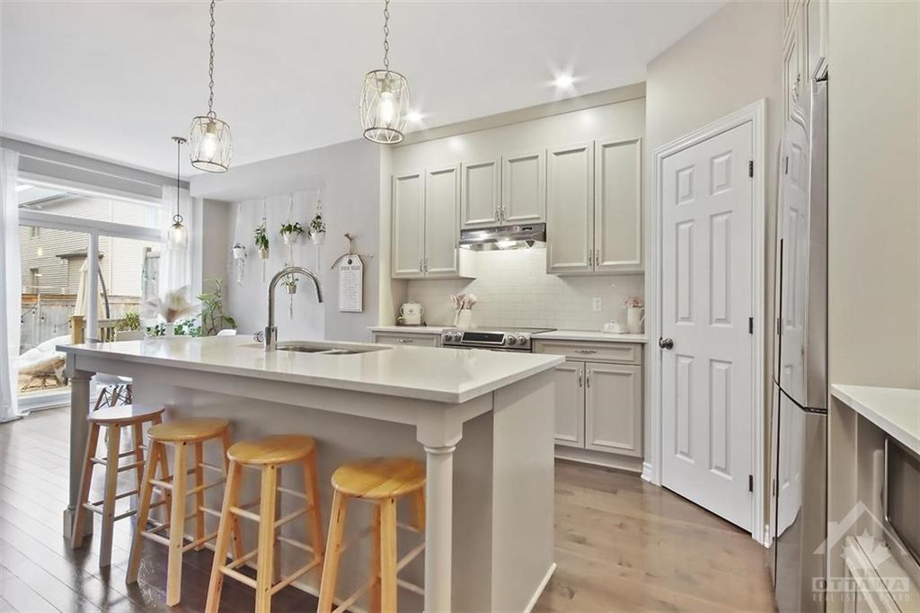 415 WARMSTONE Drive