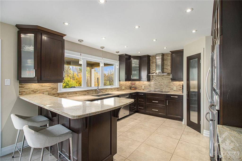 47 SOUTH INDIAN Drive