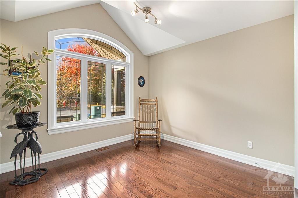 47 SOUTH INDIAN Drive
