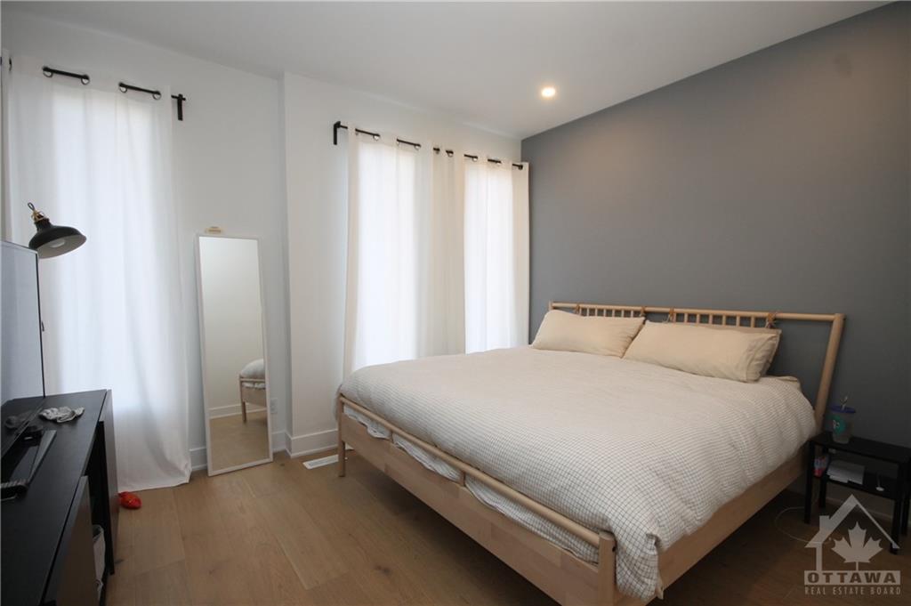 284 DOVERCOURT Avenue, #A