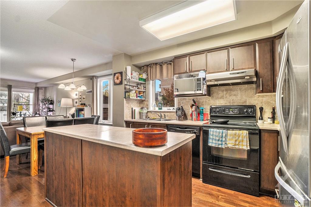 500 REARDON Private