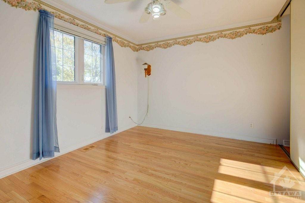 52 PICKWICK Drive