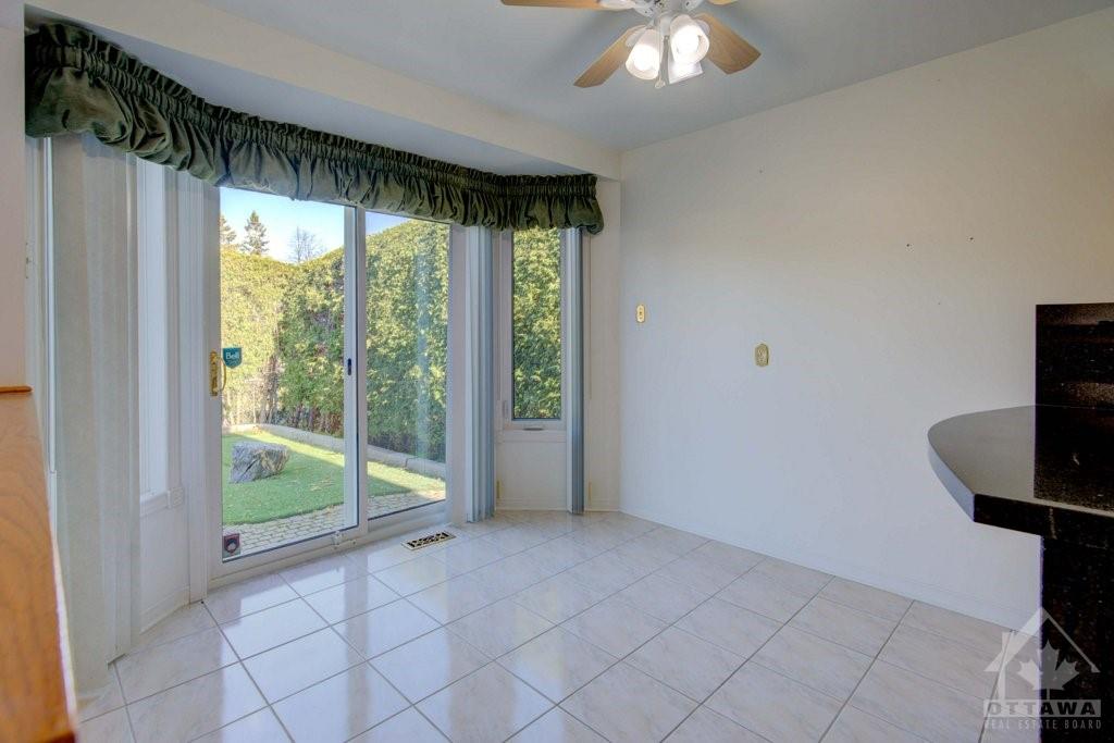 52 PICKWICK Drive
