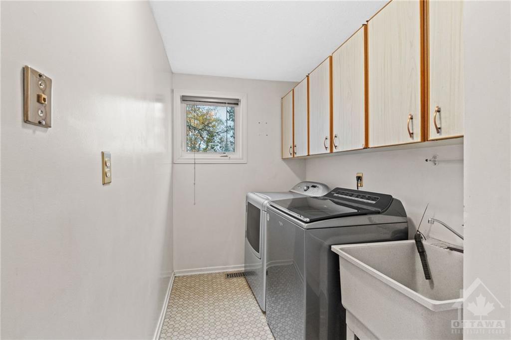 42 FABLE Street