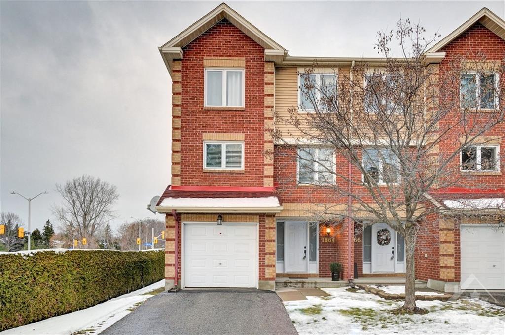 1864 SUMMERFIELDS Crescent