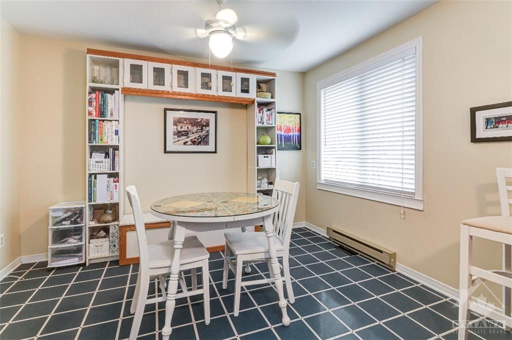 1864 SUMMERFIELDS Crescent