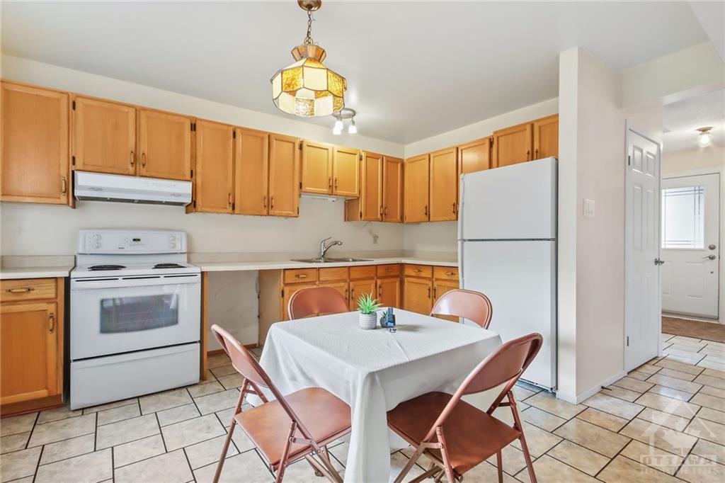 298 SYLVIE Terrace