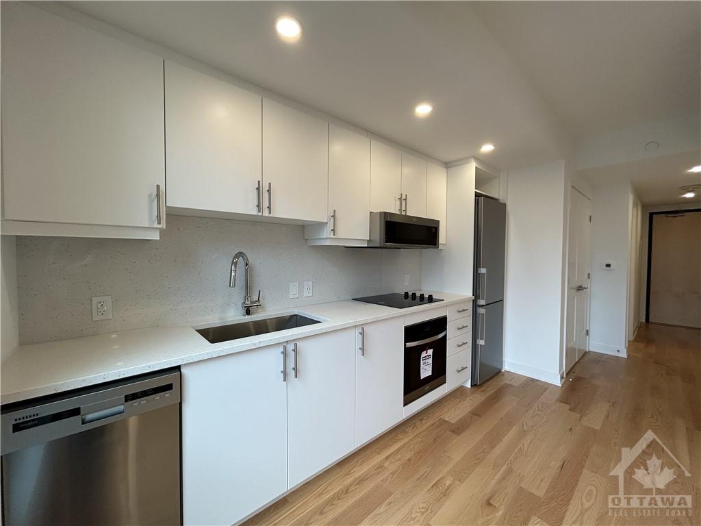 340 QUEEN Street, #1108