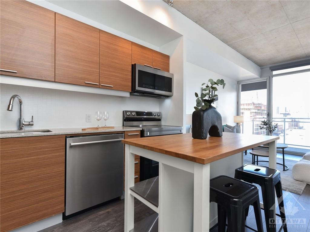 354 GLADSTONE Avenue, #612