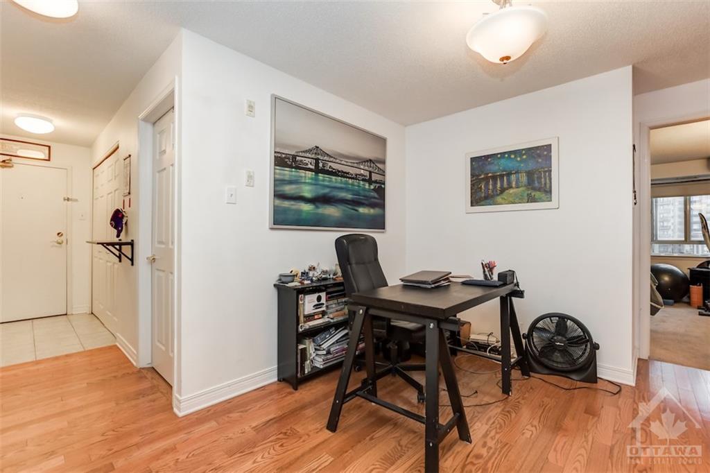 429 SOMERSET Street W, #1401
