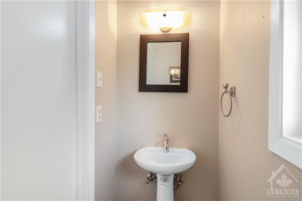 26 ALMOND Lane