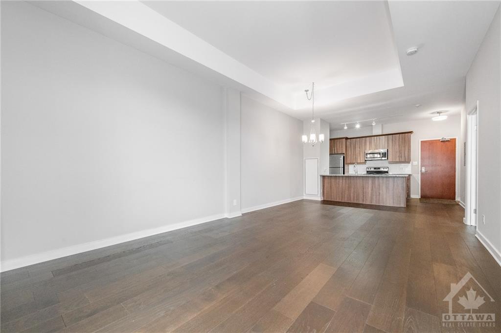 310 CENTRUM Boulevard, #101