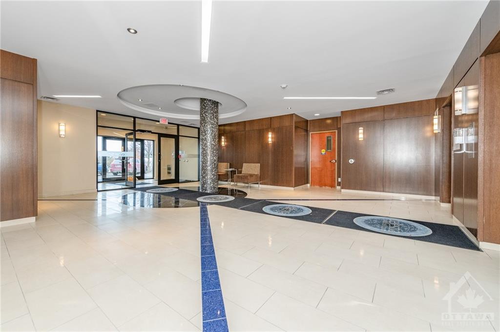 310 CENTRUM Boulevard, #101