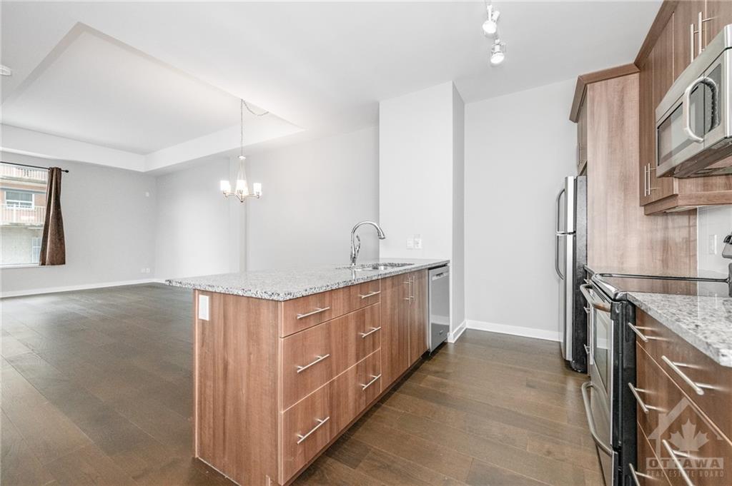 310 CENTRUM Boulevard, #101