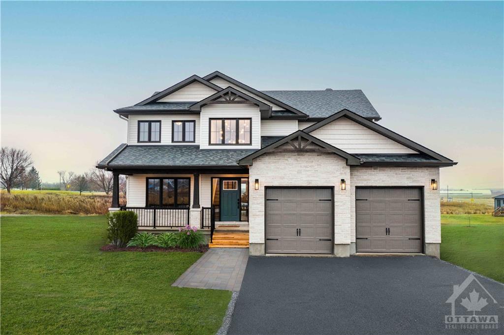 221 TRUDEAU Crescent