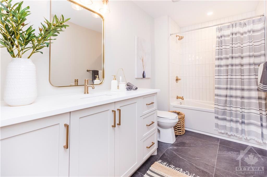 221 TRUDEAU Crescent