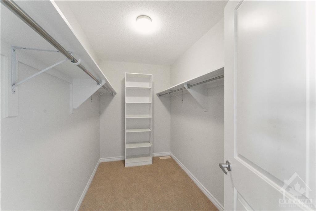 249 BEAUGENCY Street