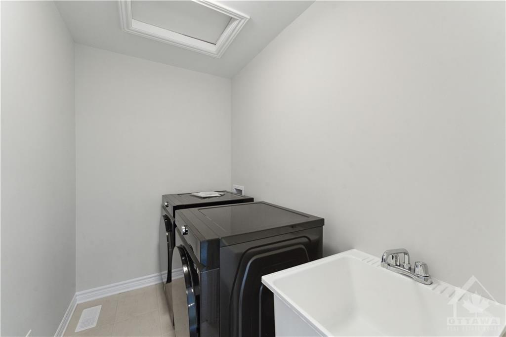 249 BEAUGENCY Street