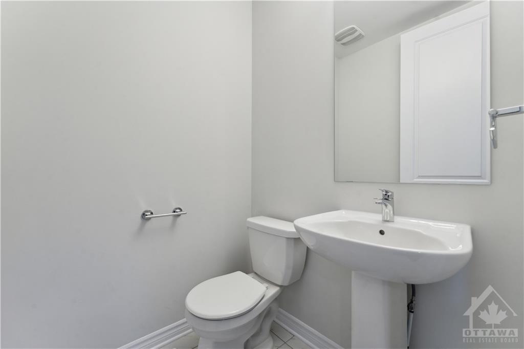 249 BEAUGENCY Street