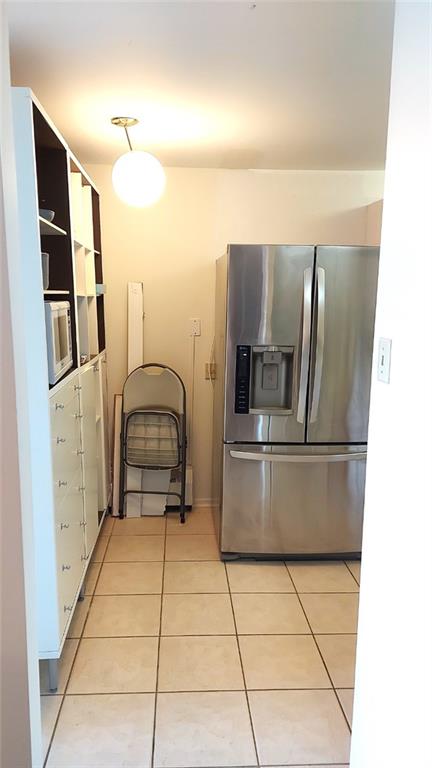 373 LAURIER Avenue E, #402
