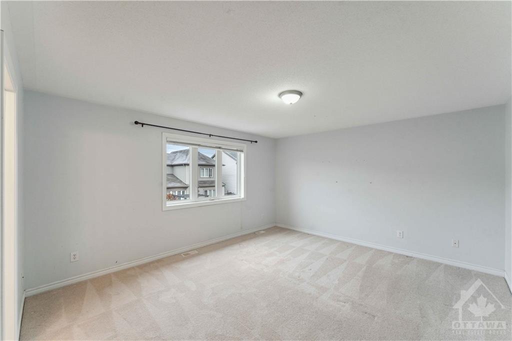 417 VENDEVALE Avenue