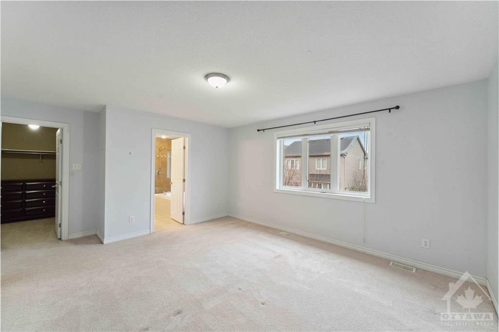 417 VENDEVALE Avenue