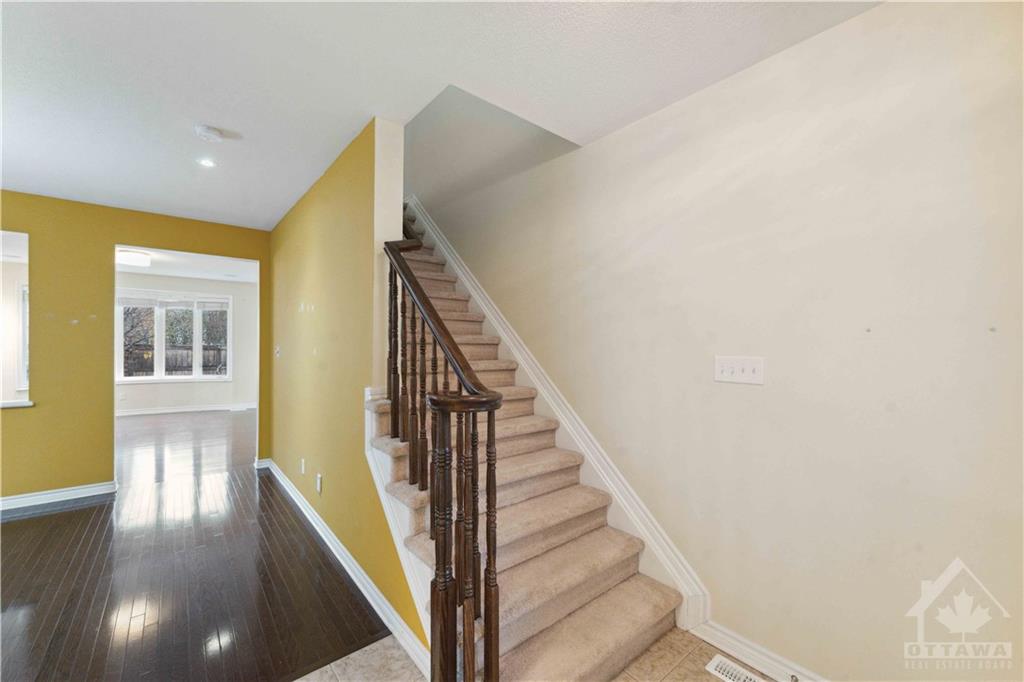 417 VENDEVALE Avenue