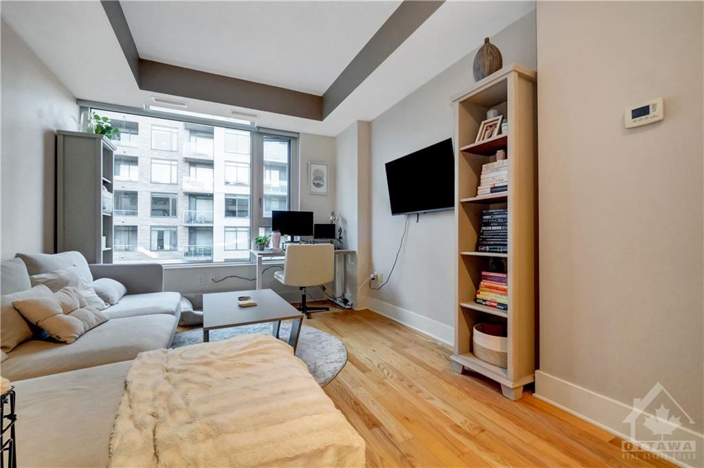 101 RICHMOND Road, #404