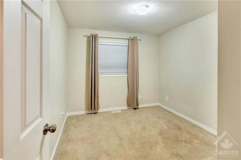 311 APPLECROSS Crescent