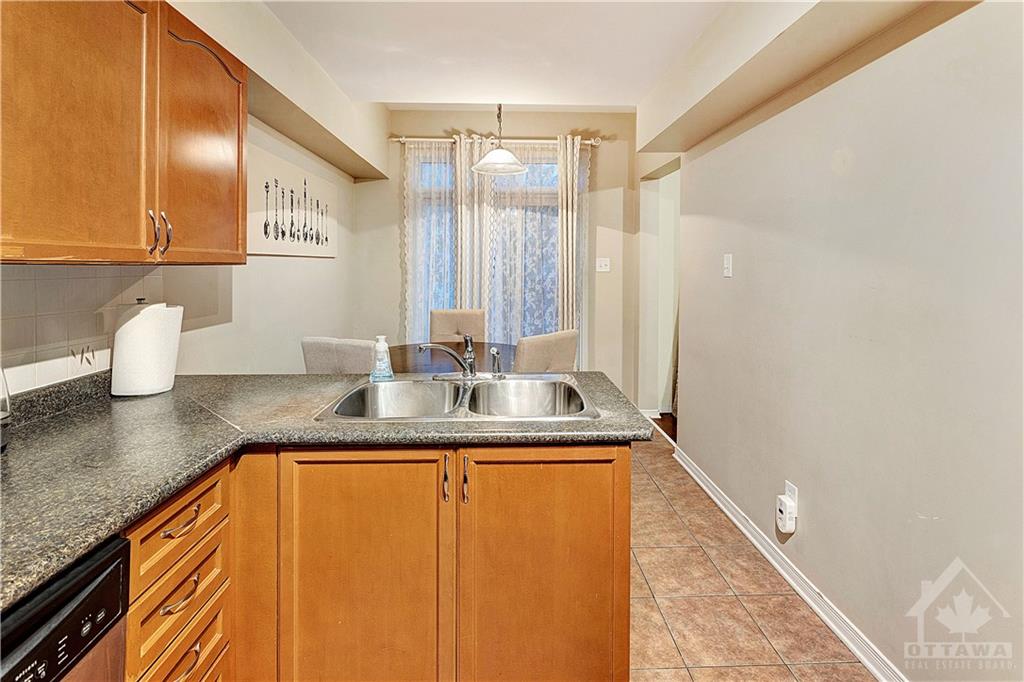 311 APPLECROSS Crescent