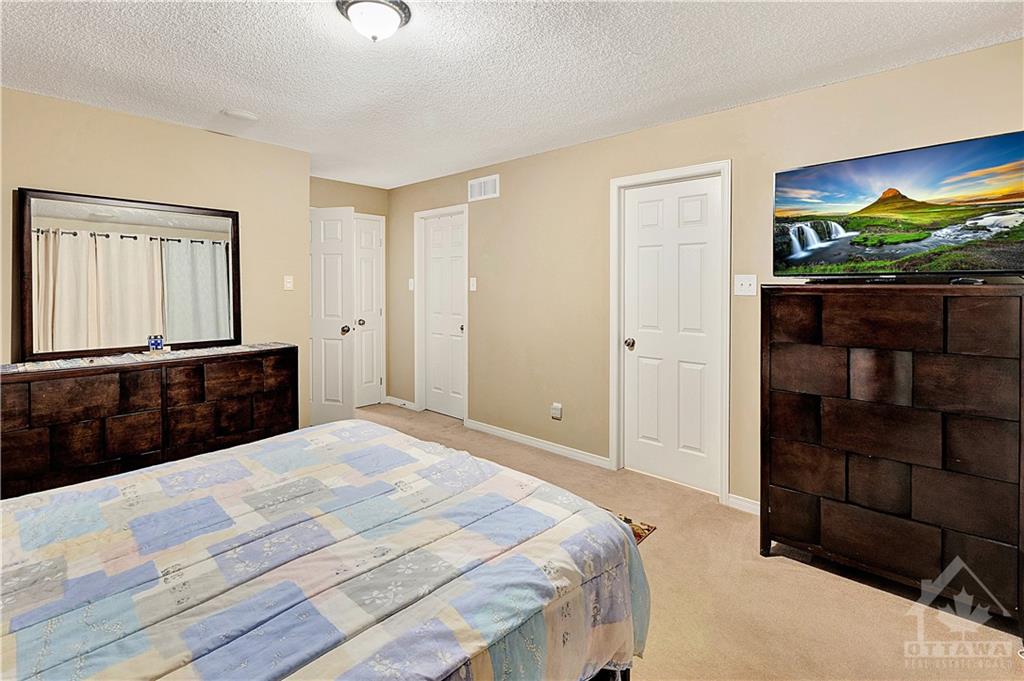 311 APPLECROSS Crescent
