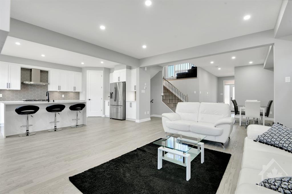 935 LAKERIDGE Drive