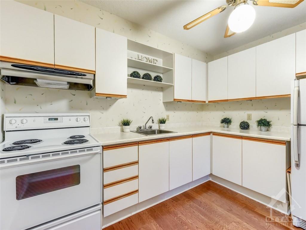 1380 PRINCE OF WALES Road, #801